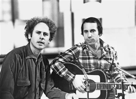 Simon & Garfunkel .